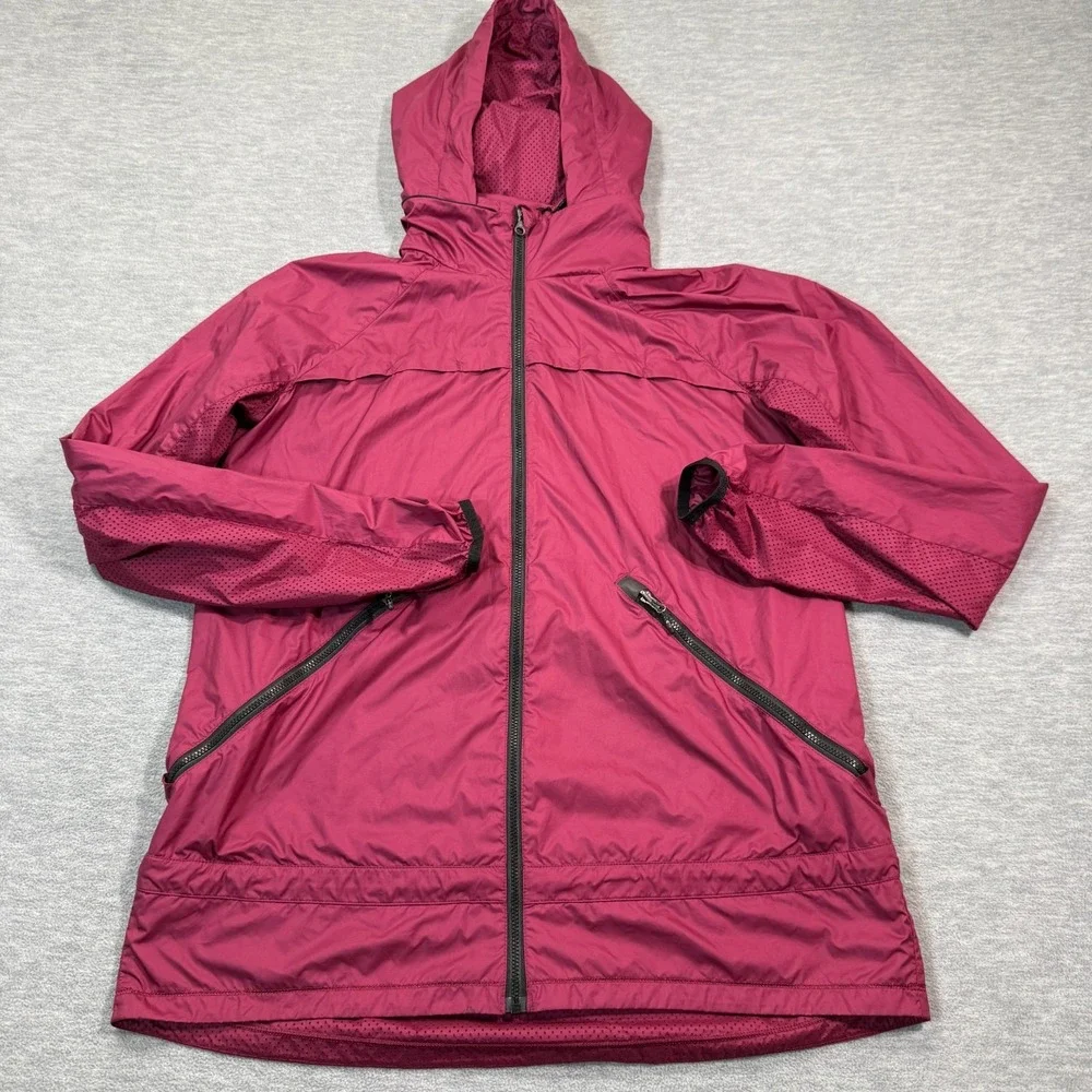 Lululemon Miss Misty II Jacket Size 8 Hooded Full Zip Windbreaker‎ Lightweight